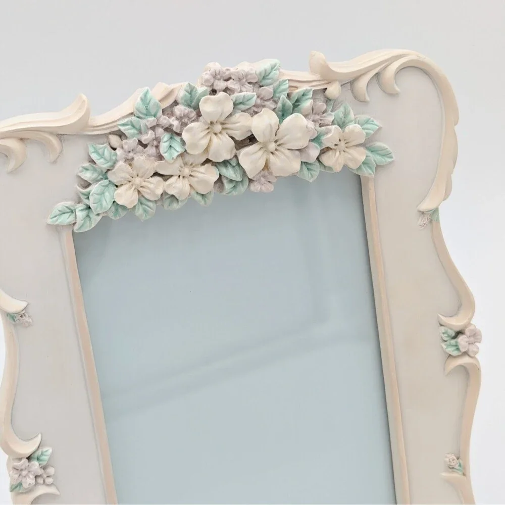 Vintage 4x6 Photo Picture Frame 3D Pastel Floral Ornate Shabby Chic Cottage